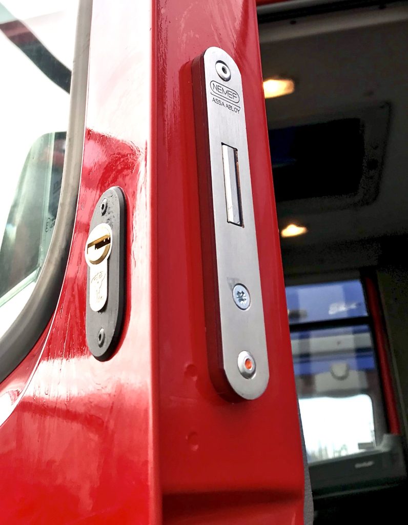 van deadlocks lock replacement