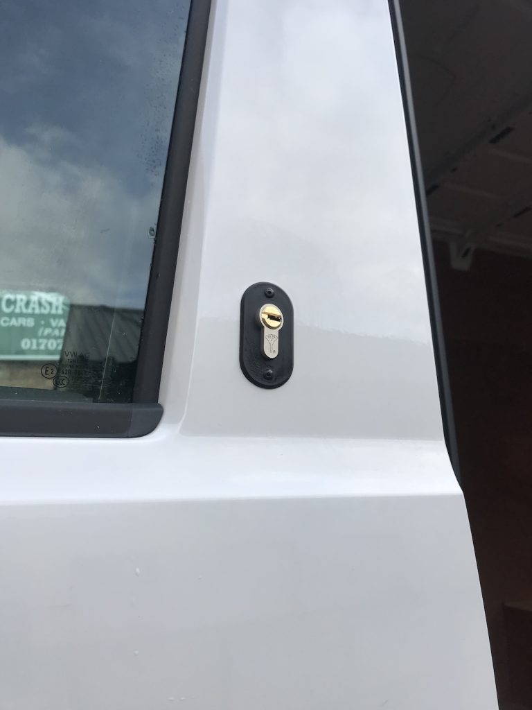 van deadlocks lock replacement